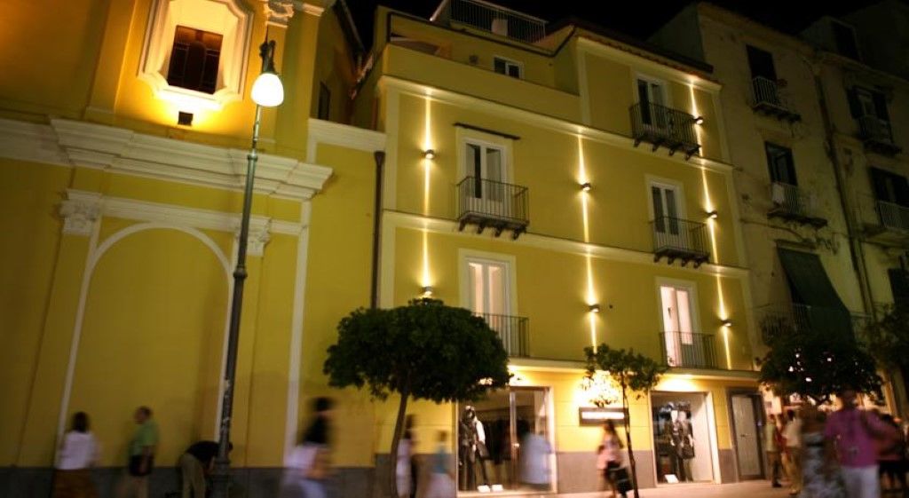 Bed and Breakfast Palazzo Tritone & Abagnale Península Sorrentina Exterior foto